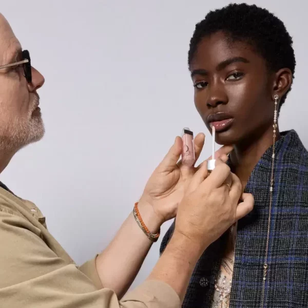 DIOR PRÉSENTE LE MAQUILLAGE DE LA COLLECTION FEMME ETE 2027