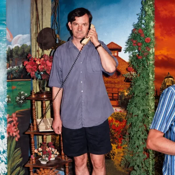SAINT LAURENT MONTAIGNE x MARTIN PARR : AUTOPORTRAIT