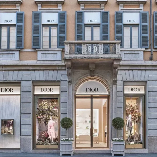 UNE HOUSE OF DIOR INÉDITE AU CŒUR DE MILAN